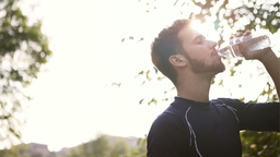 Staying Hydrated While Training Outdoors in Hot Weather