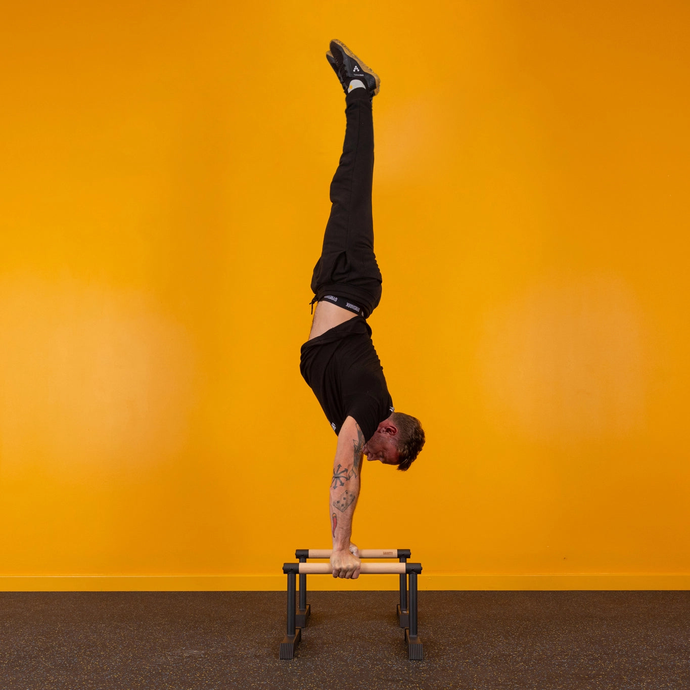 Gravity Fitness Medium Pro Hybrid Parallettes